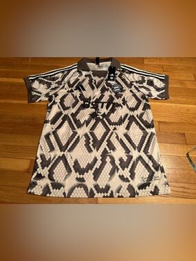 NWT Munich Jersey